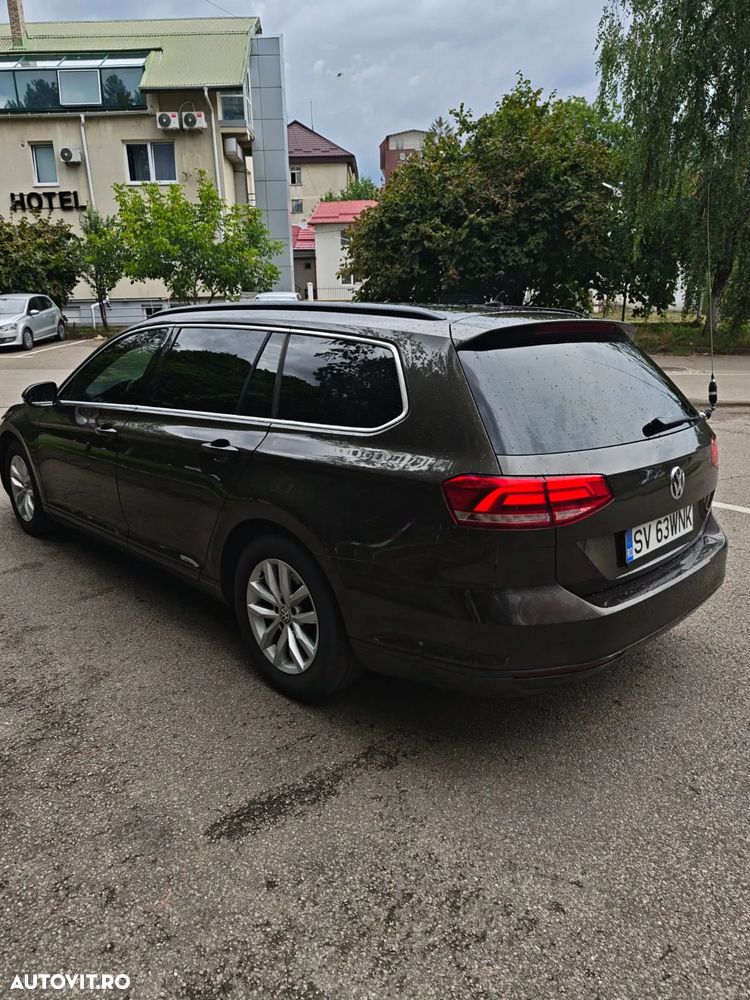 Volkswagen Passat - 2