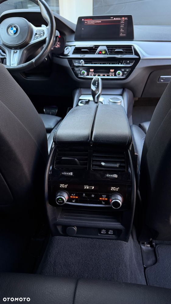 BMW Seria 5 540d xDrive M Sport sport - 19