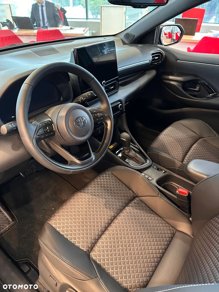 Toyota Yaris Hybrid 1.5 Executive - 5