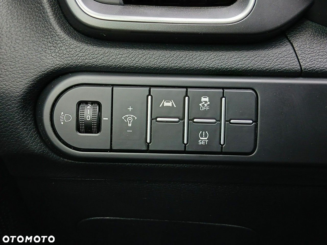 Kia Ceed - 23