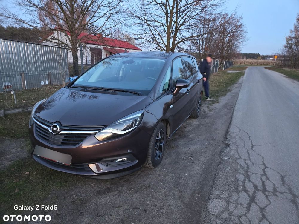 Opel Zafira Tourer 1.4 Turbo Business Edition - 5