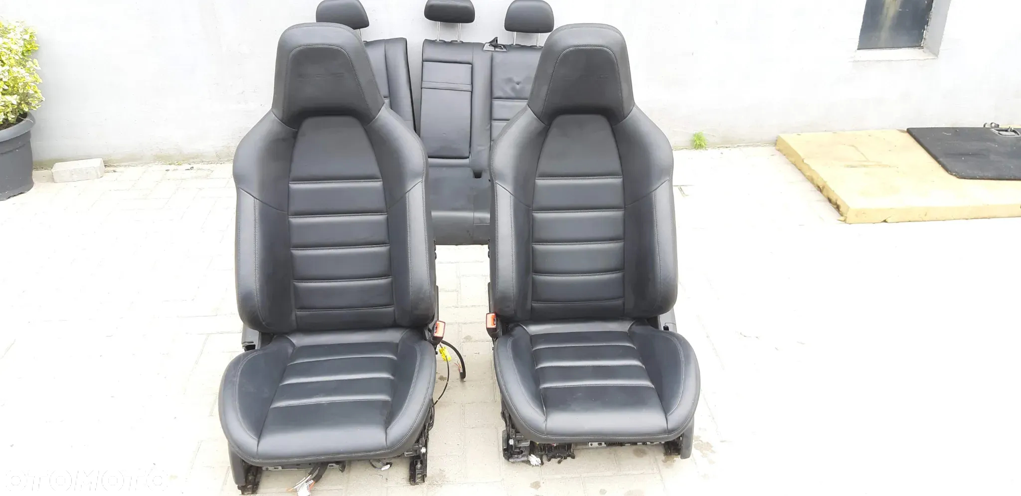 Fotele kanapa komplet Mercedes W204 C63 AMG 2008r 6.3b kombi - 2