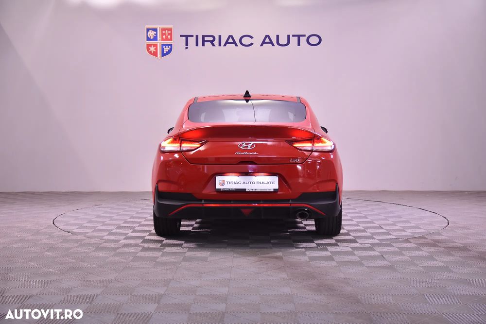 Hyundai i30 Fastback 1.5 T-GDI MHEV 160CP 7DCT Highway N-Line - 4
