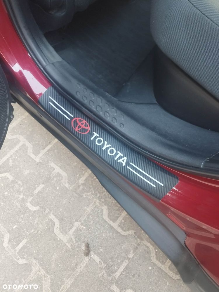 Toyota C-HR+ - 12