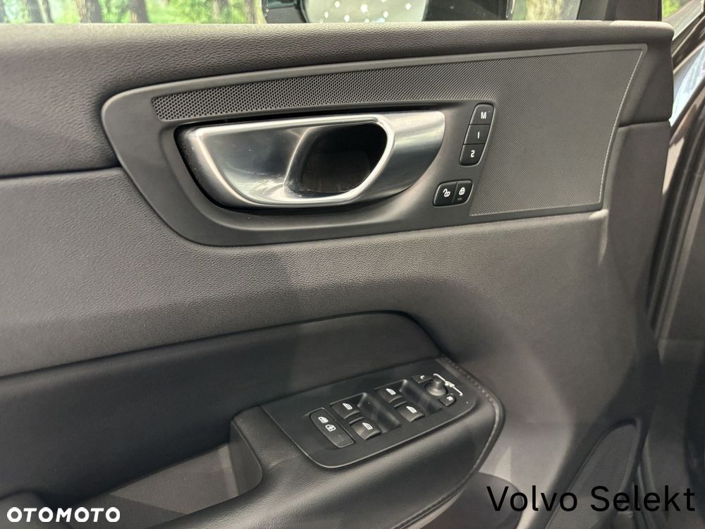 Volvo XC 60 - 18