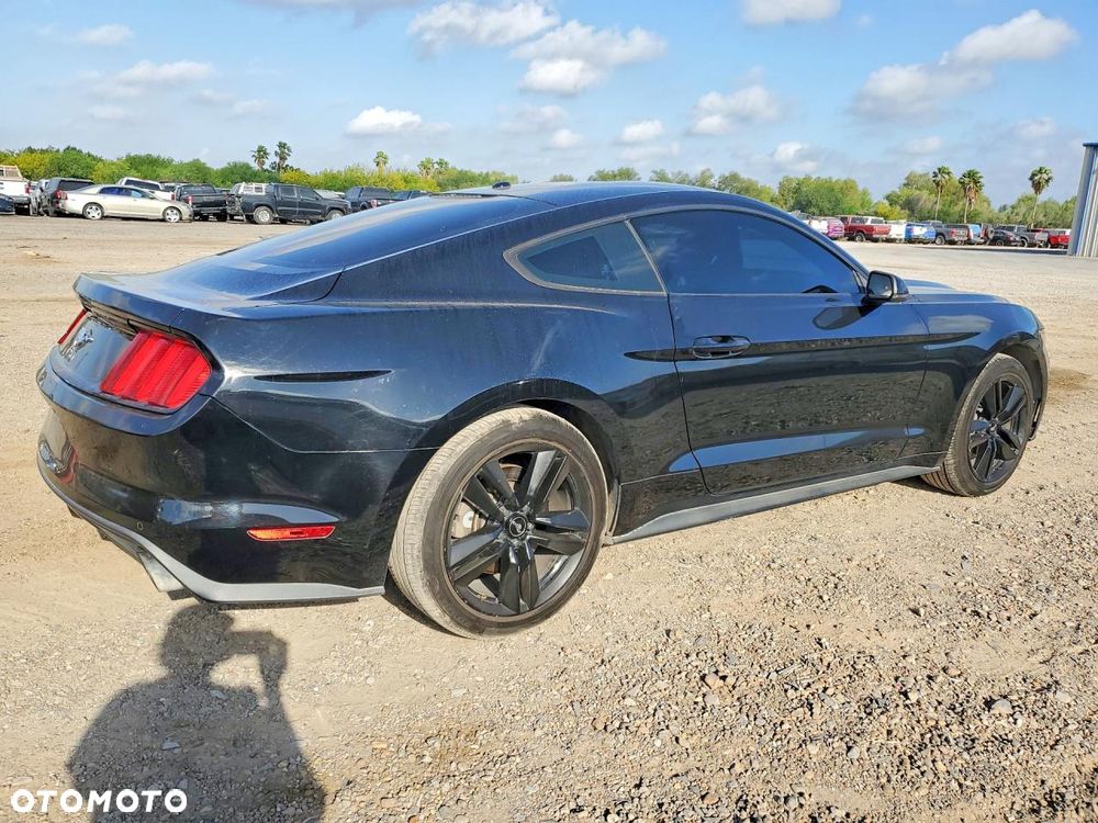 Ford Mustang 2.3 EcoBoost - 4