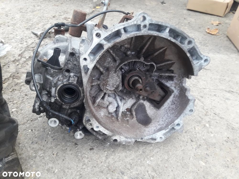 Mazda 3 BK  5  05-10  1.8 2.0 2.3 16V Skrzynia BIEGów 5 B - 7