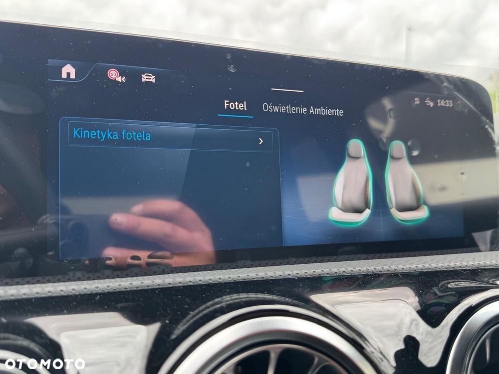 Mercedes-Benz Klasa A 200 AMG Line 7G-DCT - 28