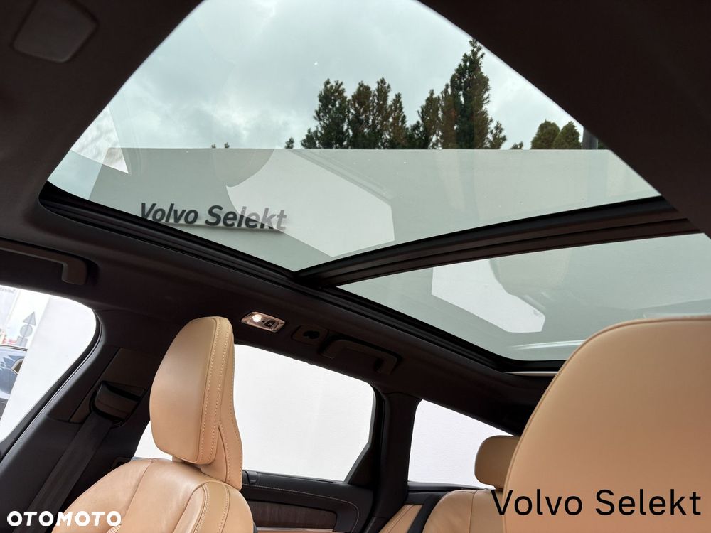 Volvo V90 Cross Country - 19