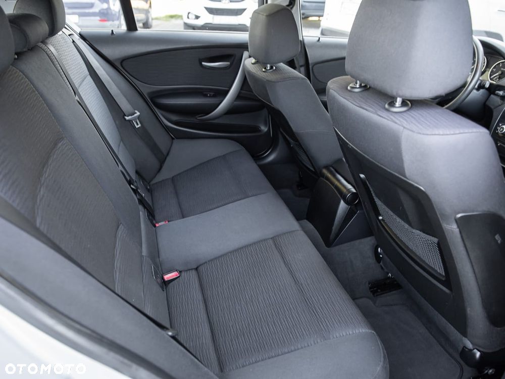 BMW Seria 1 - 19