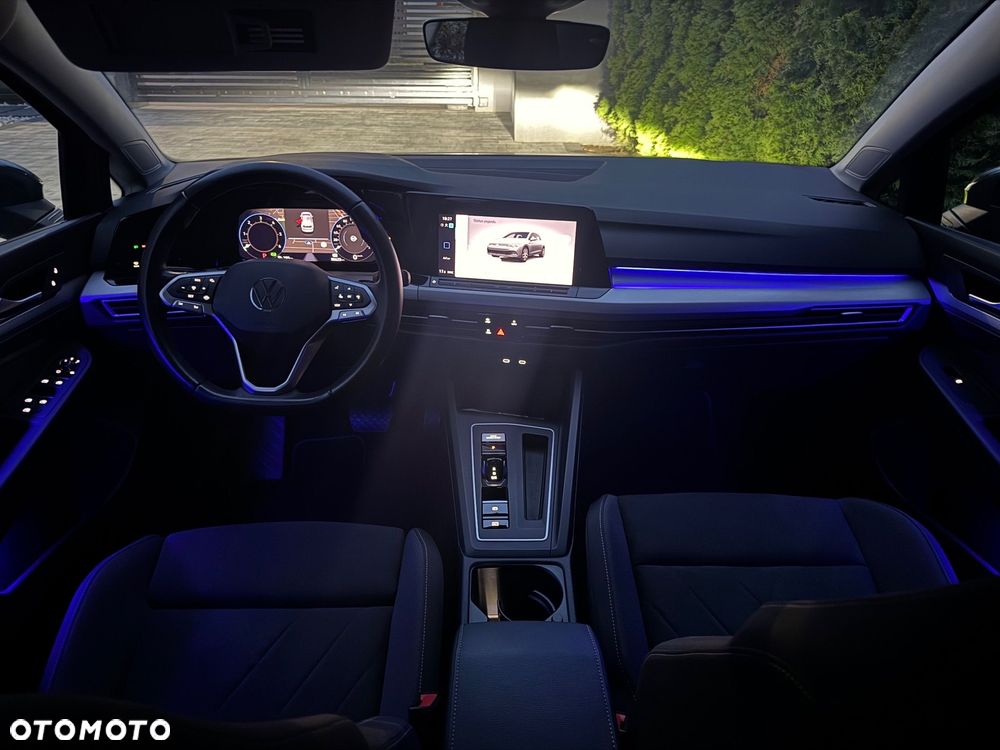 Volkswagen Golf - 18