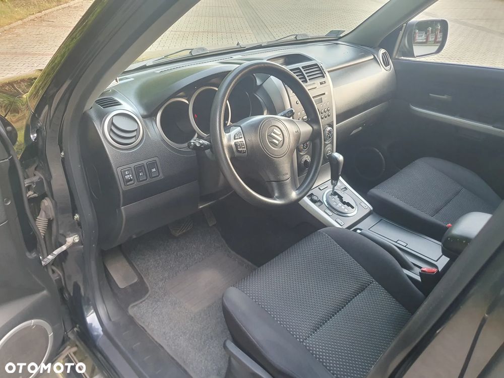 Suzuki Grand Vitara 2.0 20th Anniversary - 13
