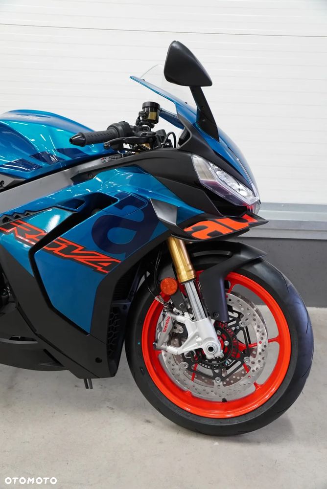 Aprilia RSV - 11