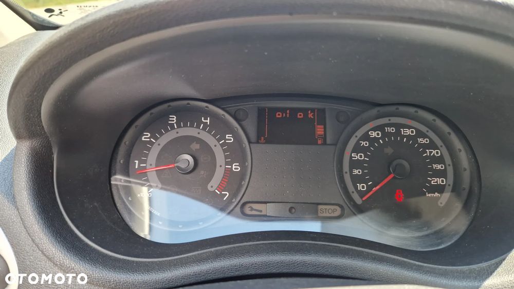 Renault Clio 1.4 16V Dynamique - 4