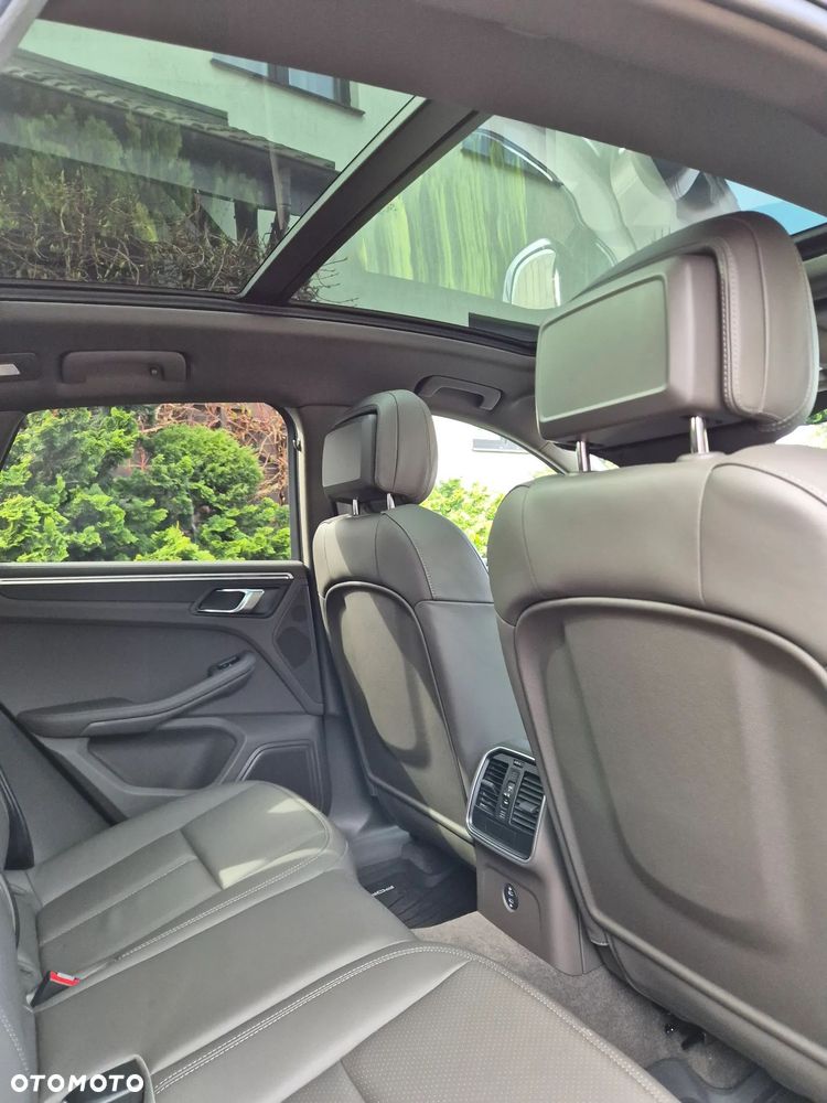Porsche Macan - 19