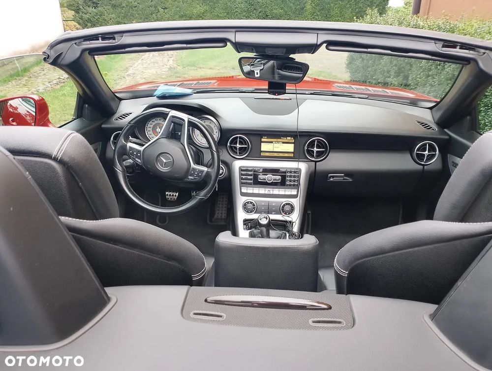 Mercedes-Benz SLK - 12