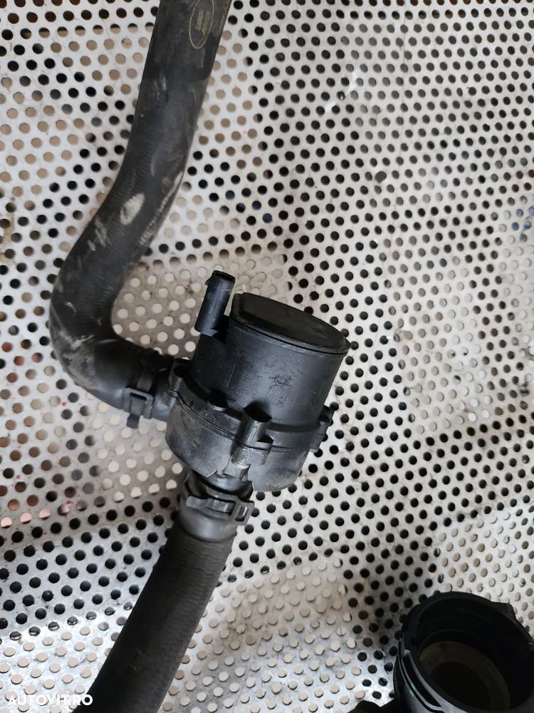 Conducte Conducta Furtun Pompa Auxiliara Apa Land Rover Range Rover Evoque Discovery Sport Jaguar E - 9