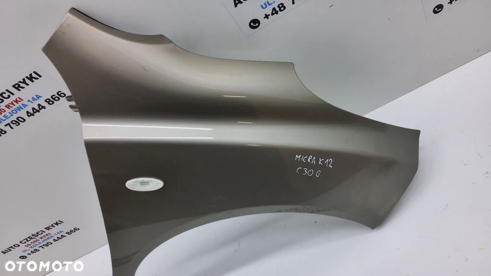 Nissan Micra K12 Błotnik Prawy  Przód C30 - 2