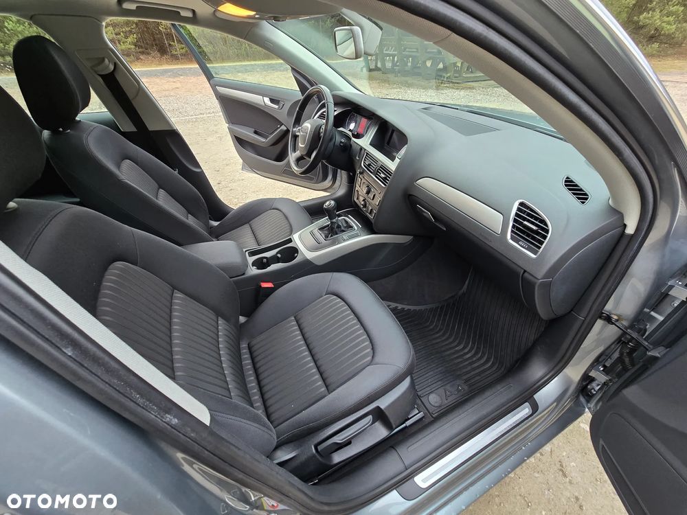 Audi A4 Avant 2.0 TDI - 14