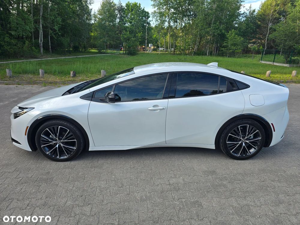 Toyota Prius - 5