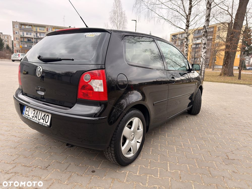 Volkswagen Polo 1.4 FSI - 8