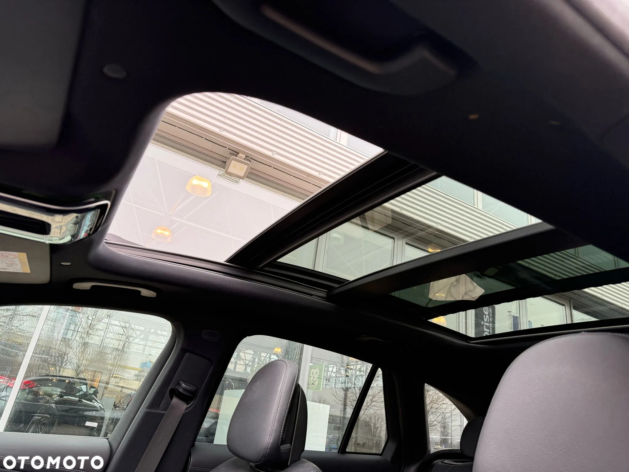 Mercedes-Benz GLC - 31