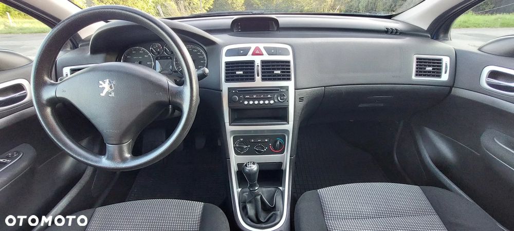 Peugeot 307 1.6 - 13