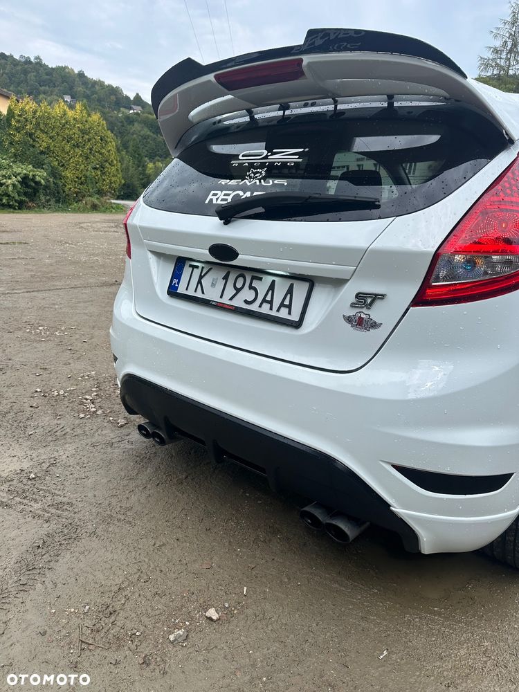 Ford Fiesta 1.6 Sport - 10