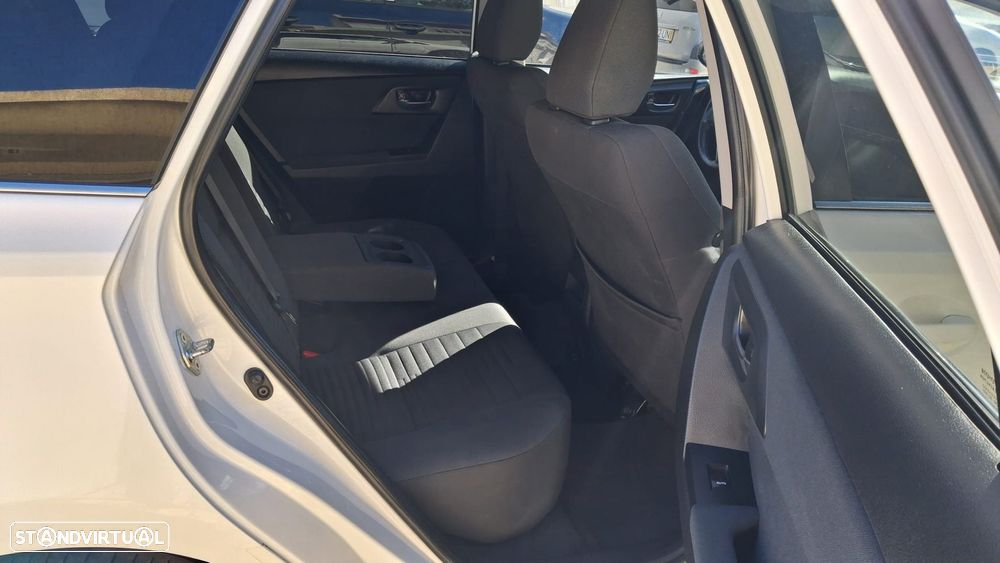 Toyota Auris Touring Sports 1.4 D-4D Comfort - 10