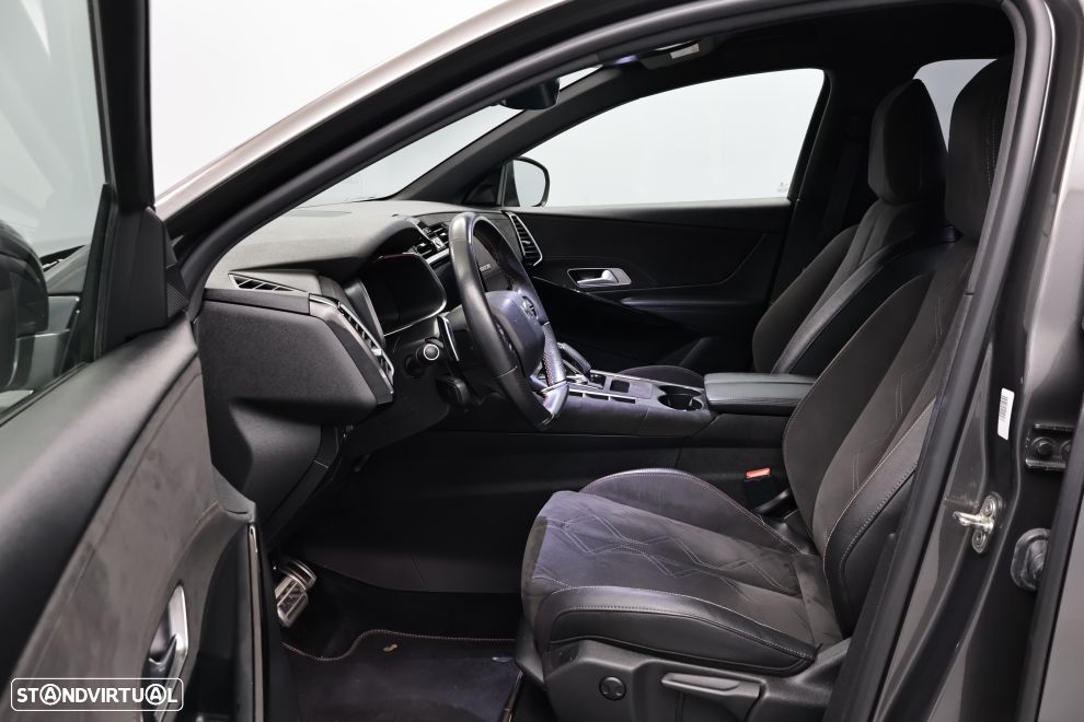 DS DS7 Crossback 1.5 BlueHDi Performance Line EAT8 - 23