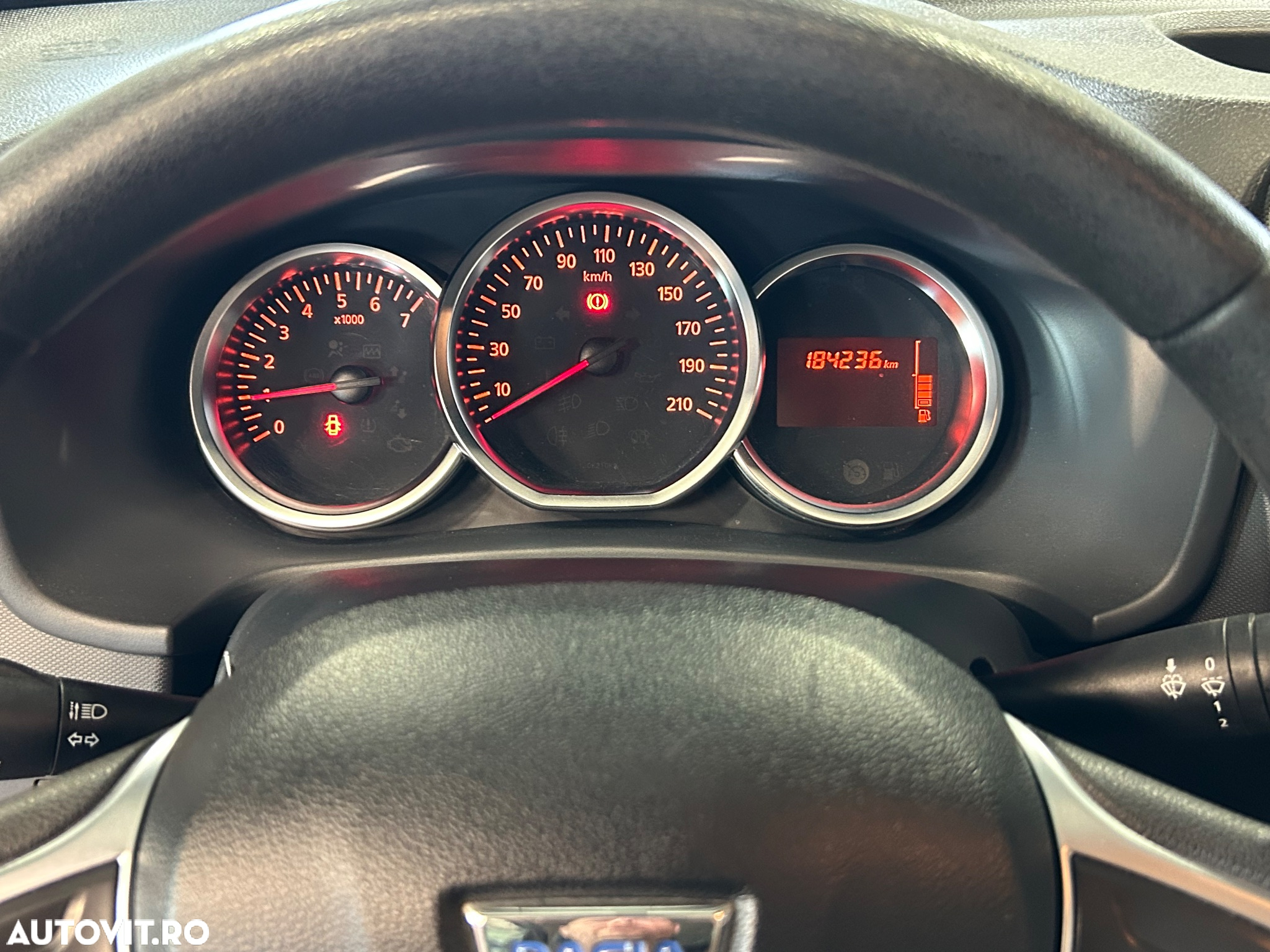 Dacia Logan 1.0 SCe SL PLUS - 13