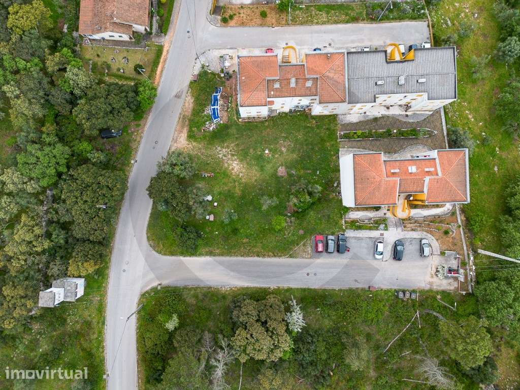 Lote para construção na Vila de Minde - Grande imagem: 3/16