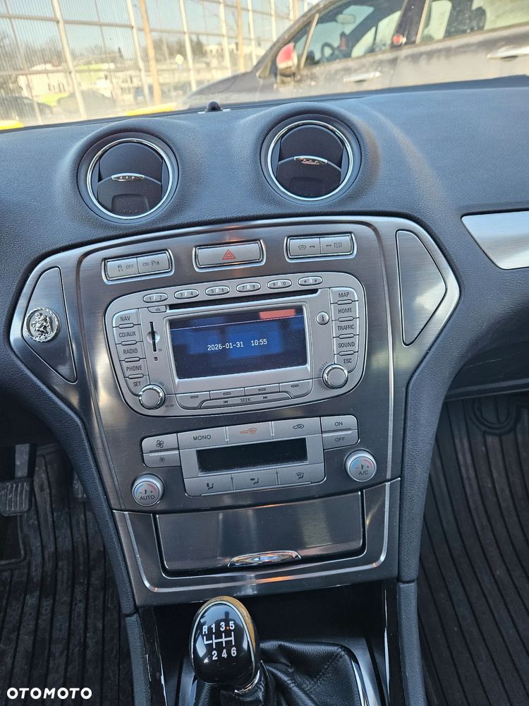 Ford Mondeo SW 2.0 TDCi Titanium - 19