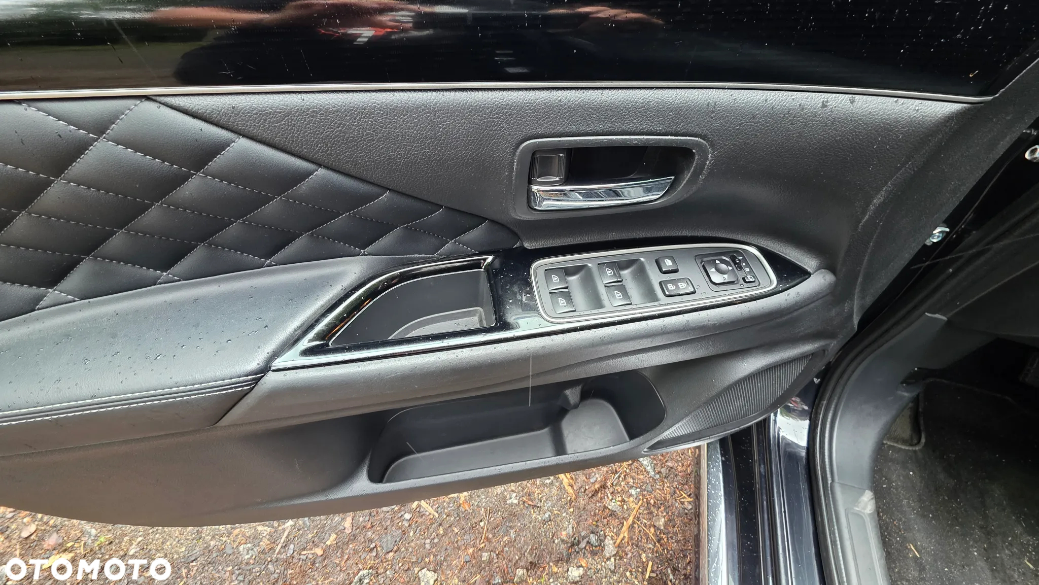 Mitsubishi Outlander 2.4 4WD Plug-In Hybrid Spirit+ - 19