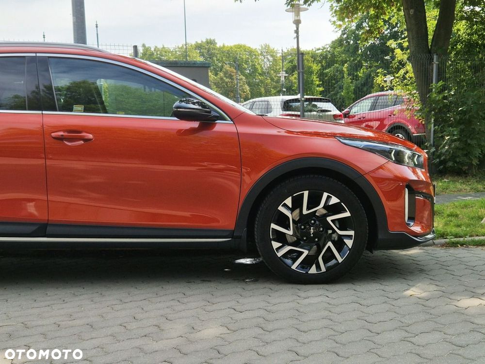 Kia XCeed 1.5 T-GDI Business Line DCT - 14