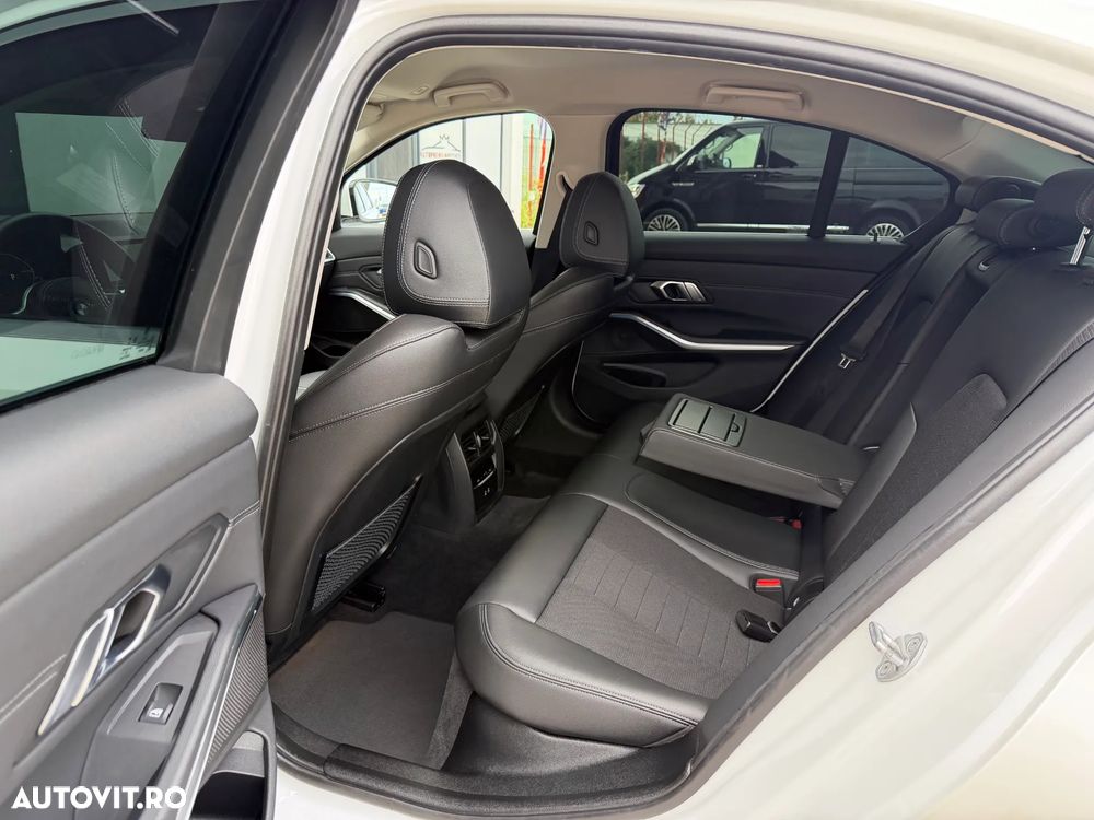BMW Seria 3 - 10