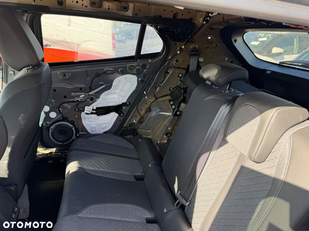 Peugeot 2008 1.2 PureTech Allure S&S EAT8 - 2