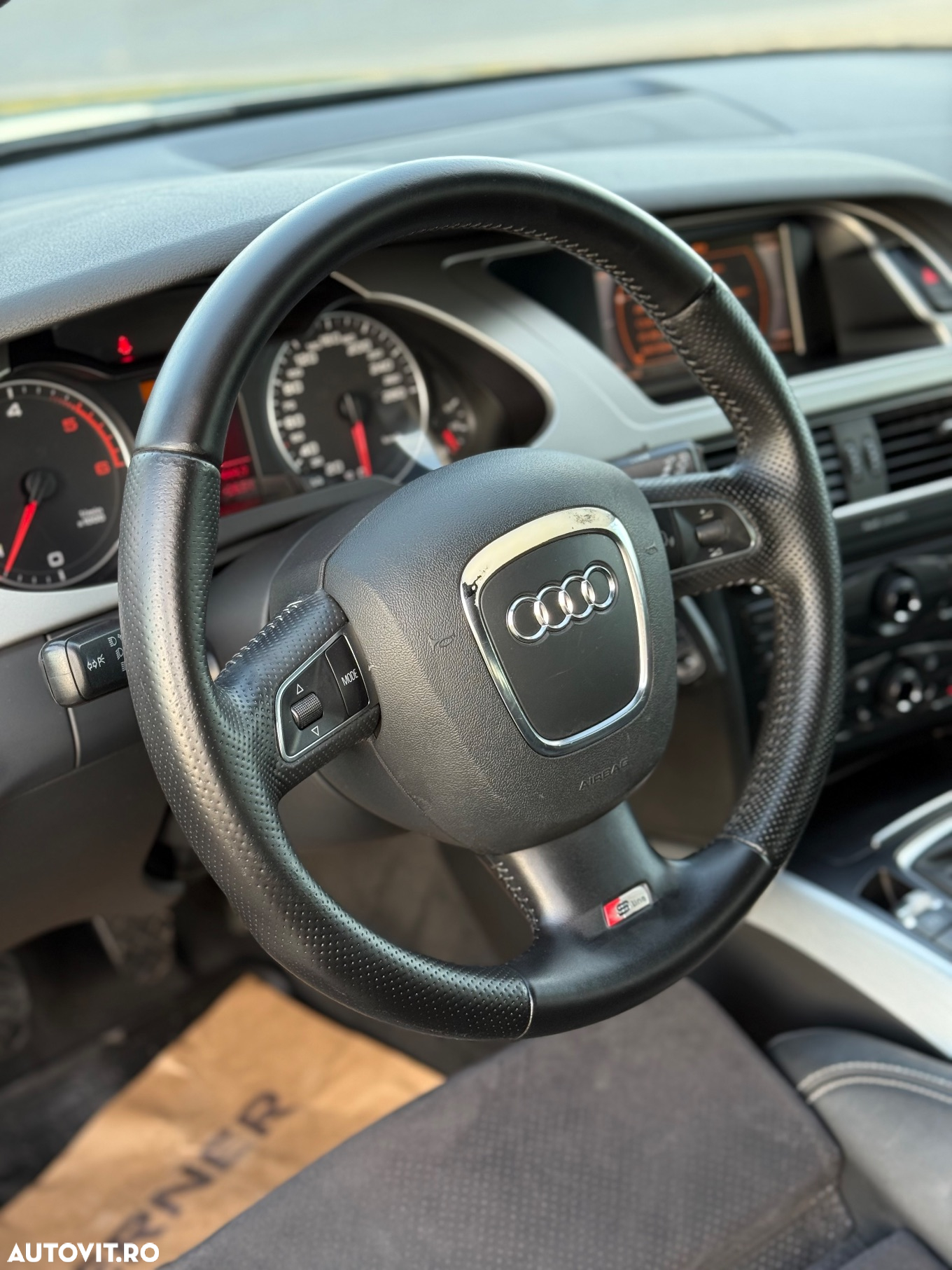 Audi A4 Avant 2.0 TDI DPF S line Sportpaket - 13