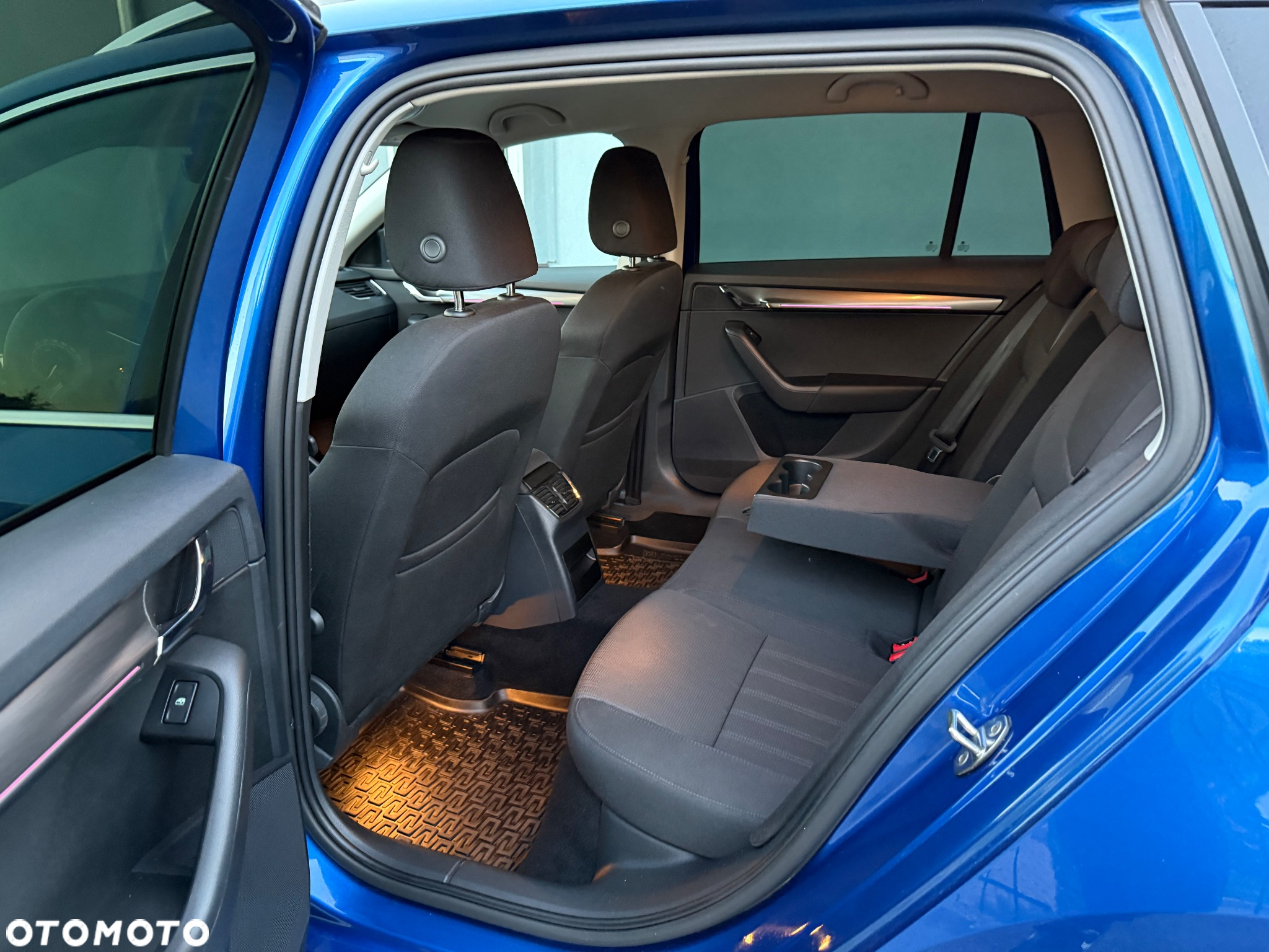 Skoda Octavia 2.0 TSI Ambition DSG - 7