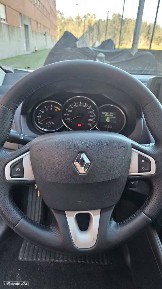 Renault Fluence - 11