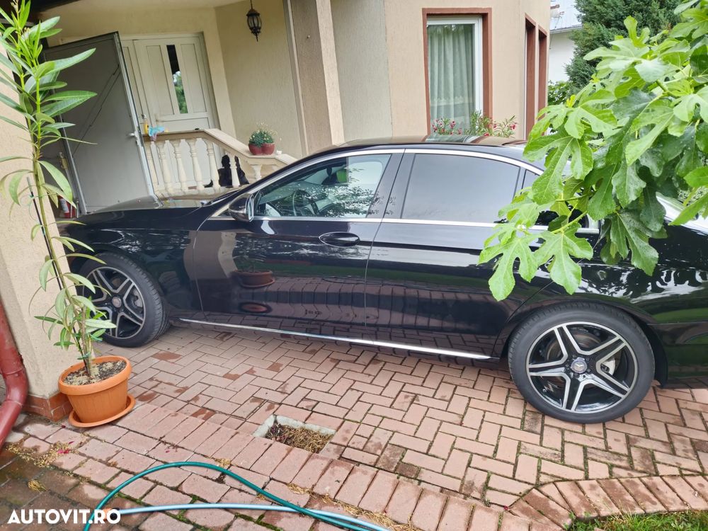 Mercedes-Benz E 220 d 9G-TRONIC - 24