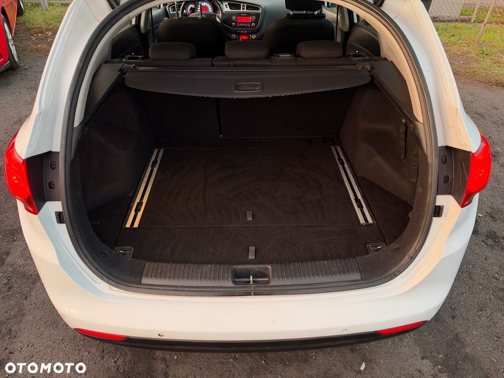 Kia Ceed 1.6 GDI Business Line - 7