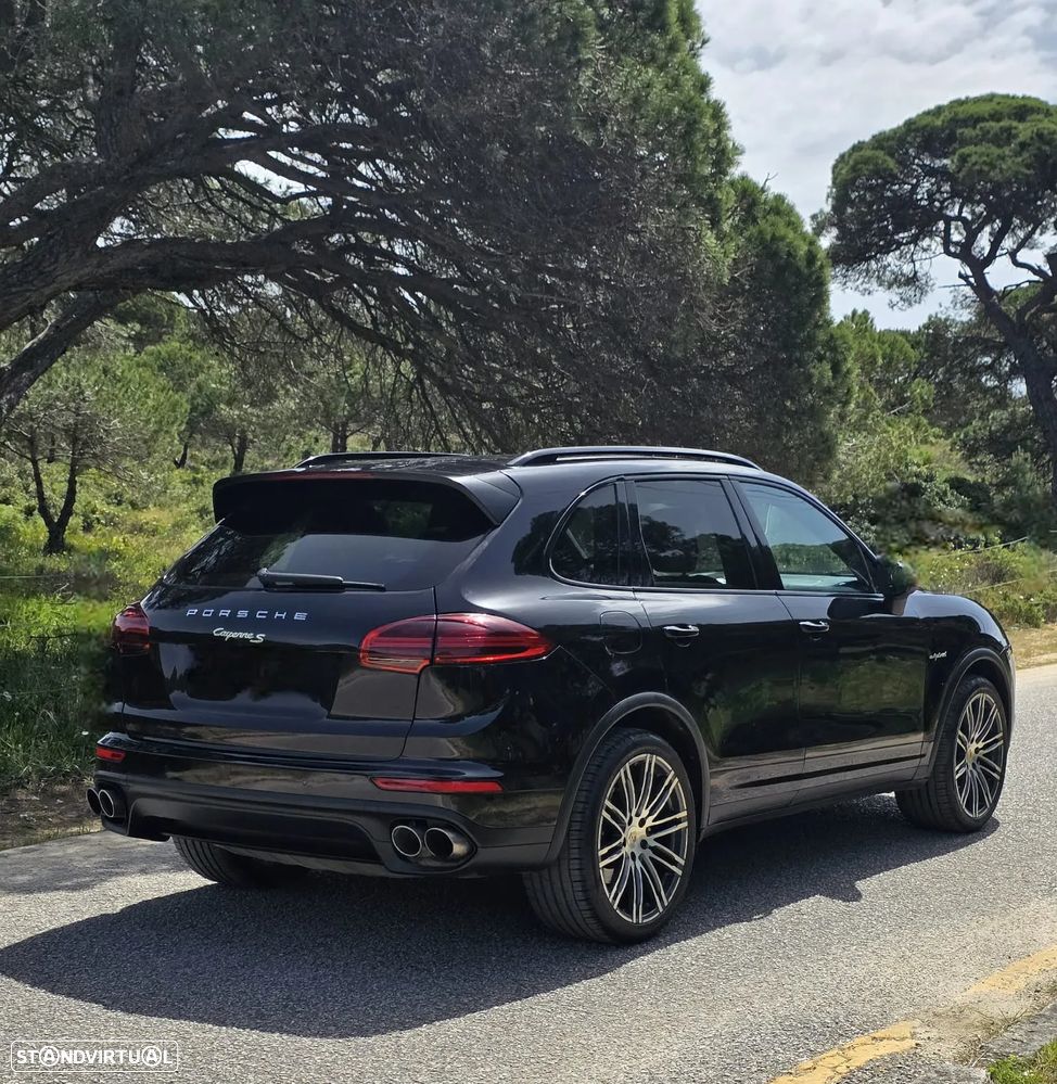Porsche Cayenne S E-Hybrid - 5