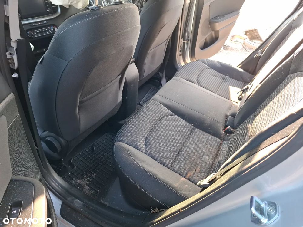 Kia Ceed 1.5 T-GDI M - 7