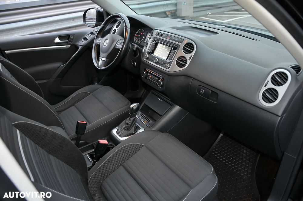 Volkswagen Tiguan 2.0 TDI SCR 4MOTION BlueMotion Technology DSG Lounge Sport & Style - 6