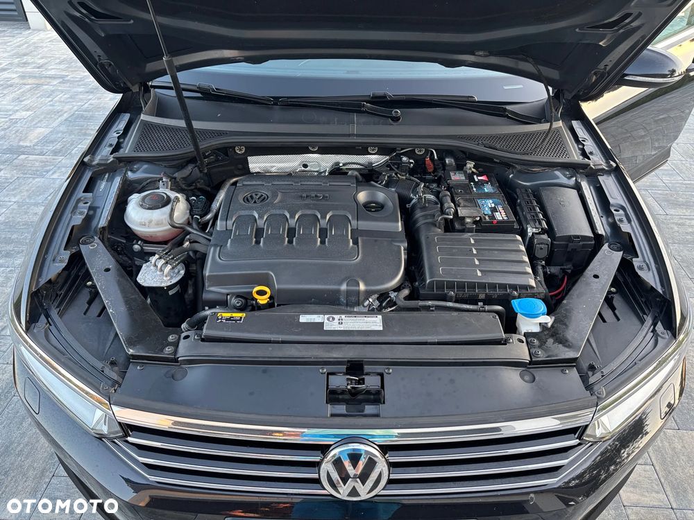 Volkswagen Passat 2.0 TDI BMT Comfortline DSG - 11