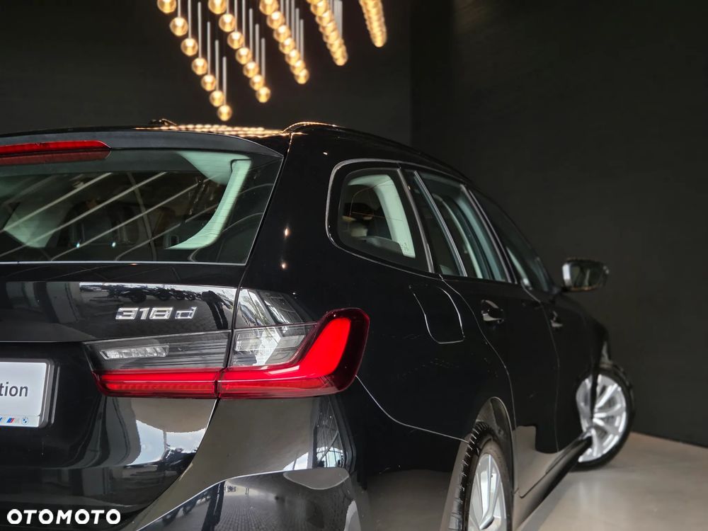 BMW Seria 3 318d MHEV Advantage - 22