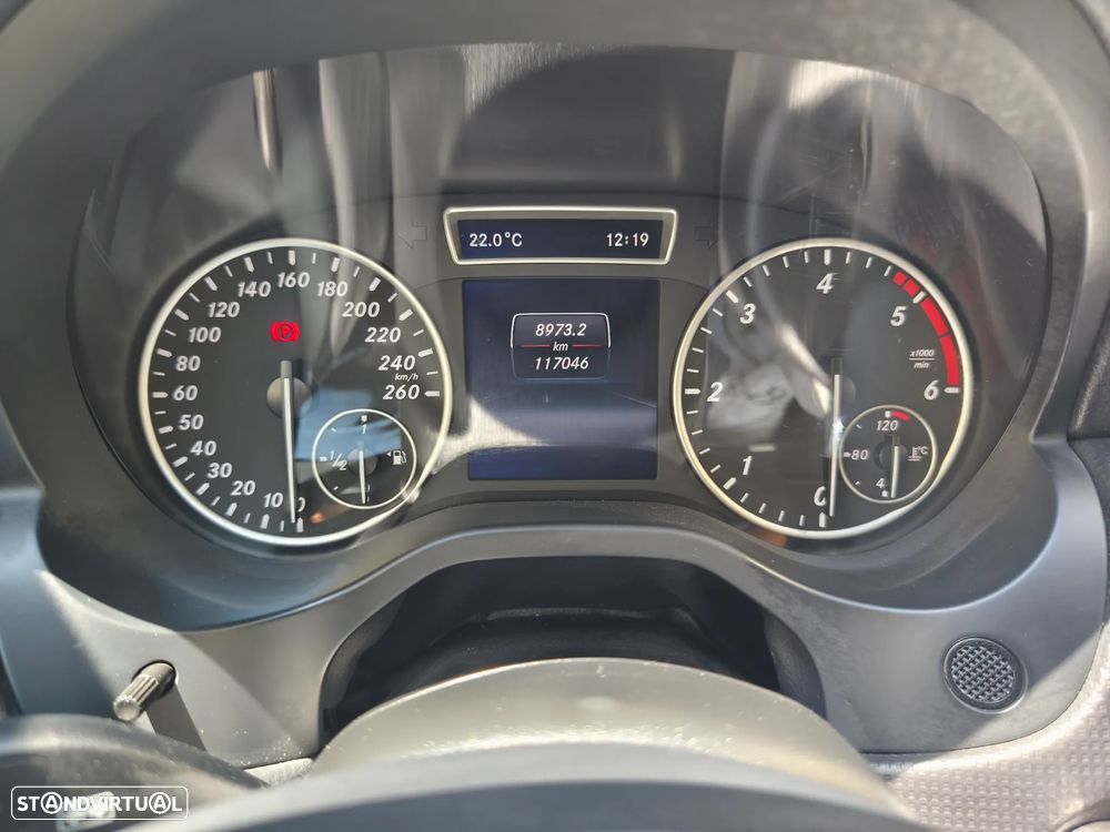 Mercedes-Benz A 180 CDI (BlueEFFICIENCY) - 8