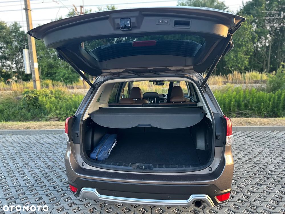 Subaru Forester 2.0i-L Platinum (EyeSight) Lineartronic - 14