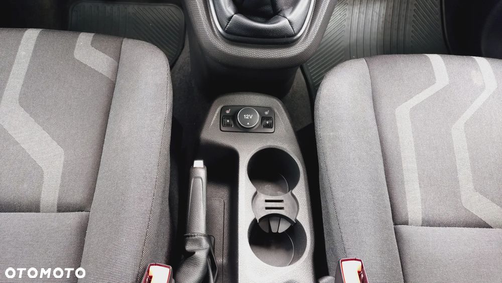 Ford Tourneo Connect Gr 1.5 TDCi Trend - 24